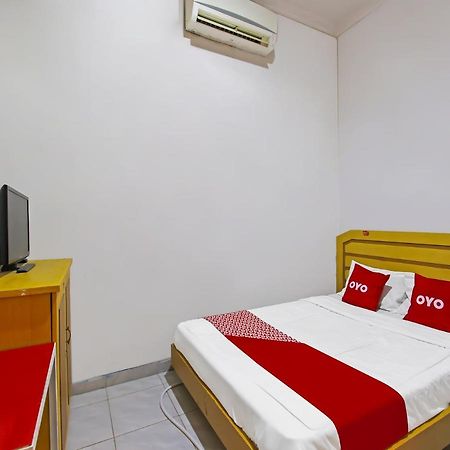 Oyo 3060 Al Fatih Guest House Syariah Tegal  Eksteriør billede