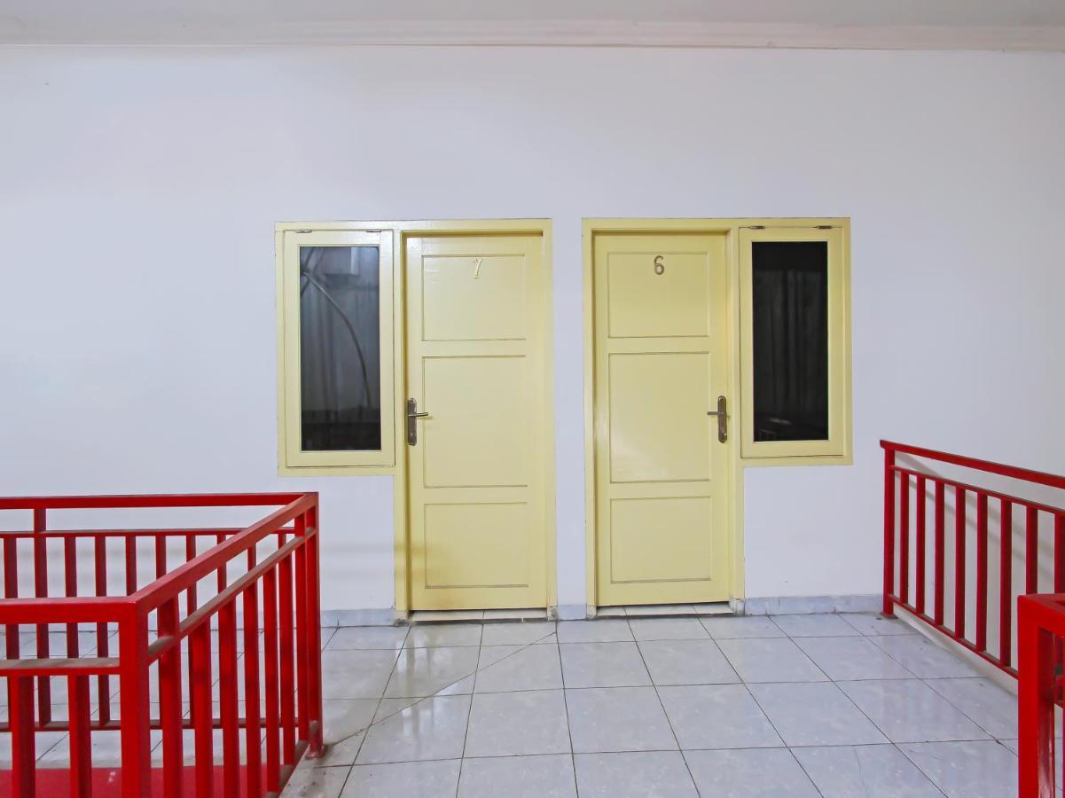 Oyo 3060 Al Fatih Guest House Syariah Tegal  Eksteriør billede