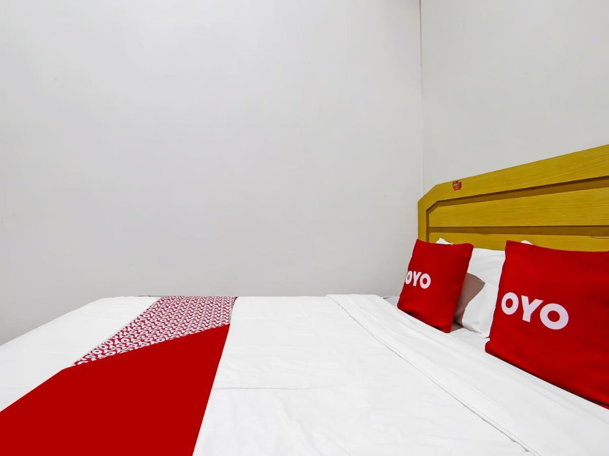 Oyo 3060 Al Fatih Guest House Syariah Tegal  Eksteriør billede